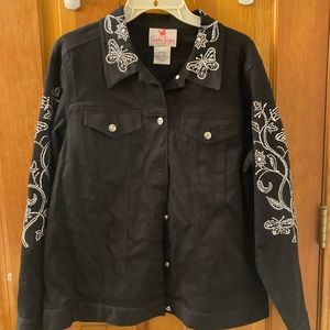 Long sleeve button down medium top with rhinestone butterflies